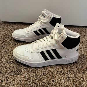 Hoops classic 3.0 mid classic shoe Adidas sneaker high top